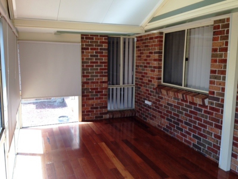 27 Wilkinson Crescent, Ingleburn NSW 2565