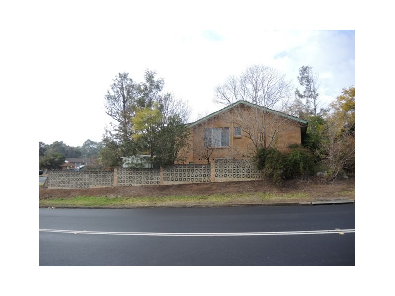 2 Birdsville Crescent, Leumeah NSW 2560