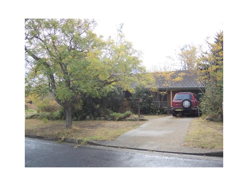 2 Birdsville Crescent, Leumeah NSW 2560