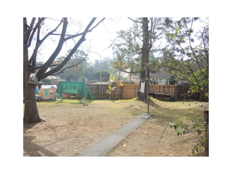 2 Birdsville Crescent, Leumeah NSW 2560