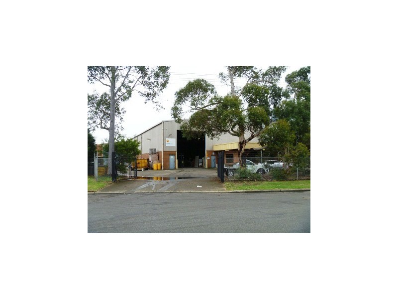 46 York Road, Ingleburn NSW 2565