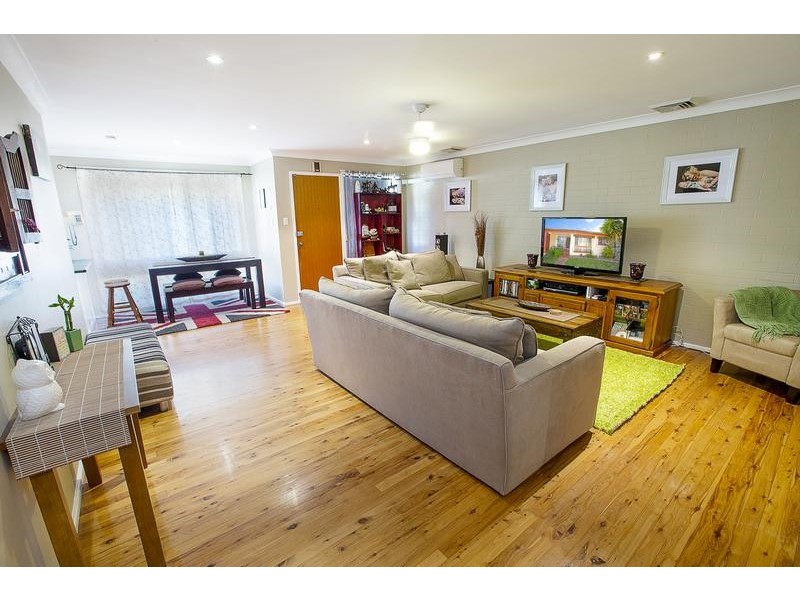 7 Oprey Close, Minto NSW 2566