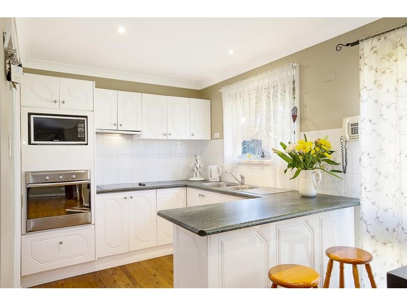 7 Oprey Close, Minto NSW 2566