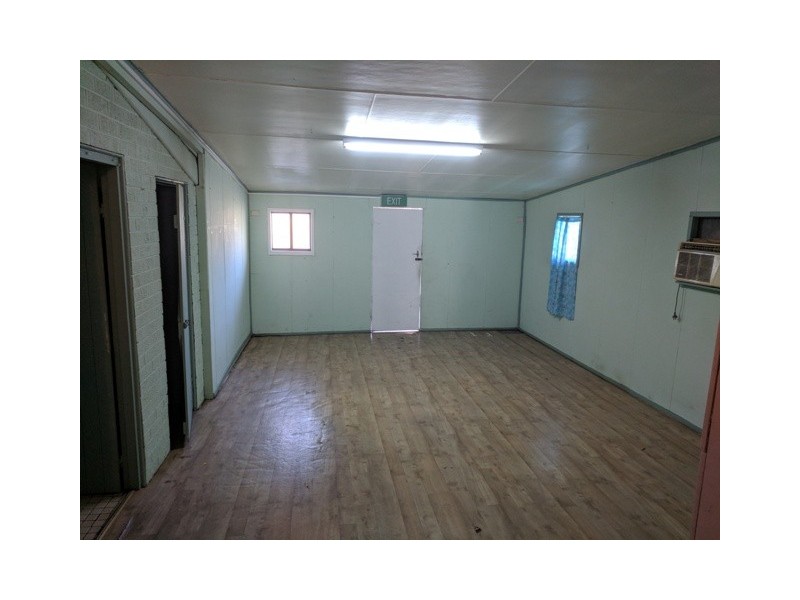 8 Cambridge Street, Ingleburn NSW 2565