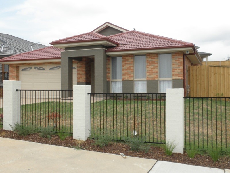 199 Longhurst Road, Minto NSW 2566