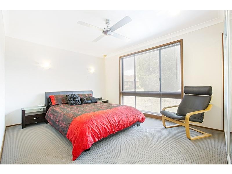 16 Clement Place, Ingleburn NSW 2565