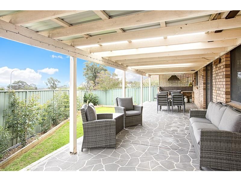 16 Clement Place, Ingleburn NSW 2565