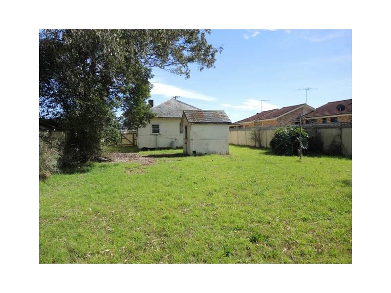 21 Pritchard Road, Macquarie Fields NSW 2564