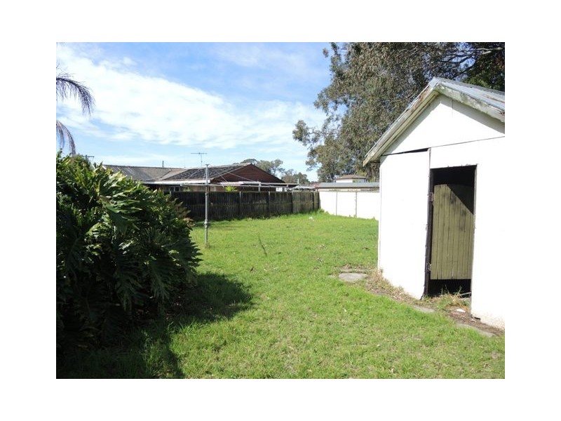 21 Pritchard Road, Macquarie Fields NSW 2564