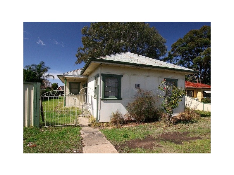 21 Pritchard Road, Macquarie Fields NSW 2564