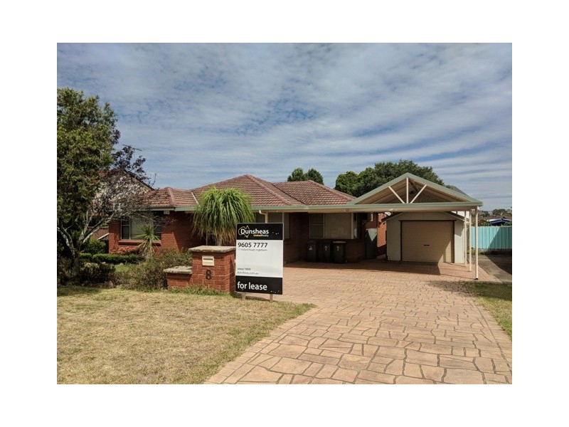 8 Hurlstone Avenue, Glenfield NSW 2167