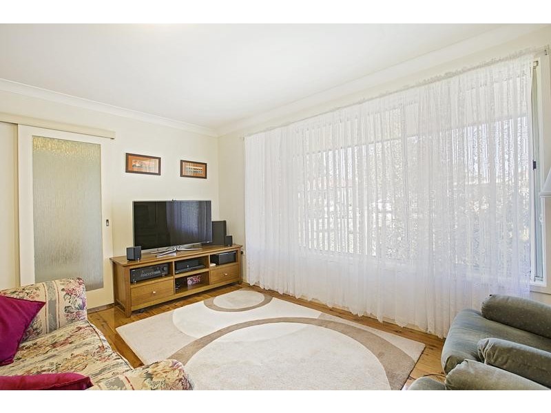 37 Kent Street, Minto NSW 2566