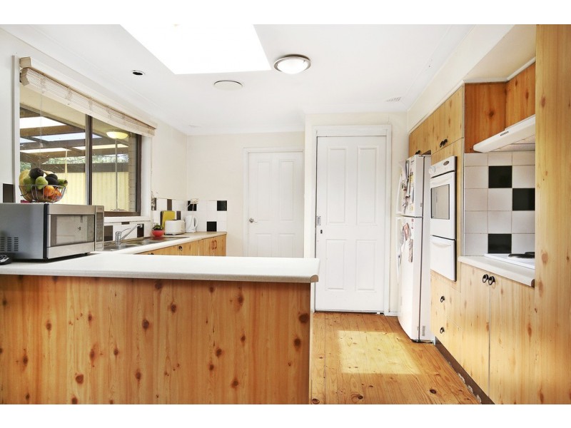 4 Lyrebird Place, Ingleburn NSW 2565