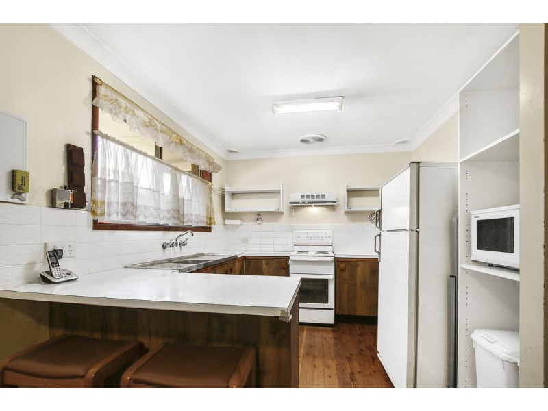 13 Margaret Street, Minto NSW 2566