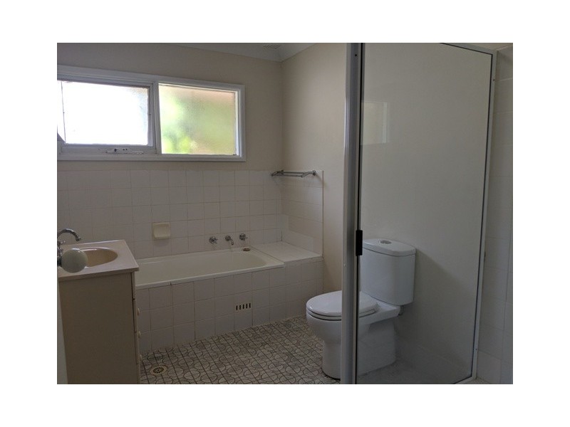2/15-19 Fourth Avenue, Macquarie Fields NSW 2564