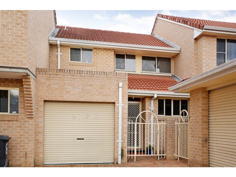 8/16-18 Cumberland Road, Ingleburn NSW 2565