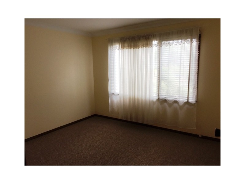 9/2 Whipbird Avenue, Ingleburn NSW 2565
