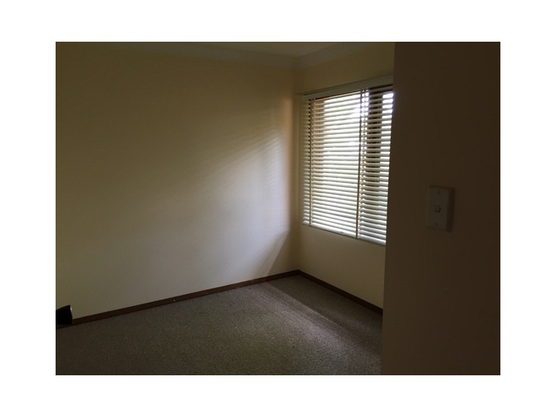 9/2 Whipbird Avenue, Ingleburn NSW 2565