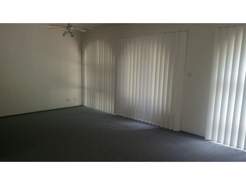 7/6-10 Clifford Crescent, Ingleburn NSW 2565