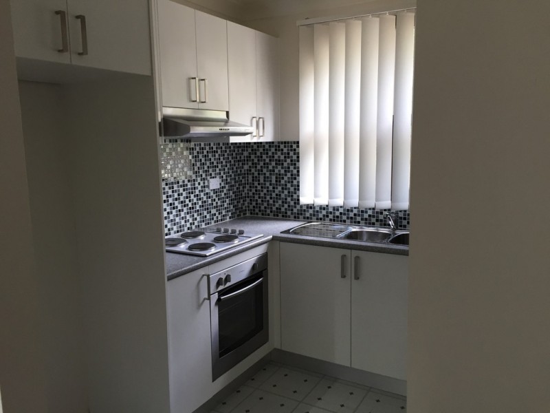 7/6-10 Clifford Crescent, Ingleburn NSW 2565