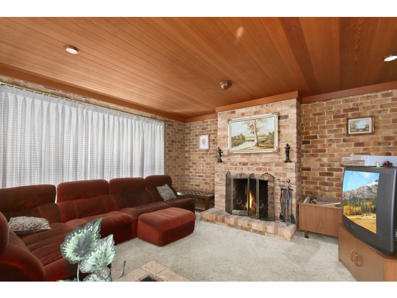 35 Edgar Street, Macquarie Fields NSW 2564