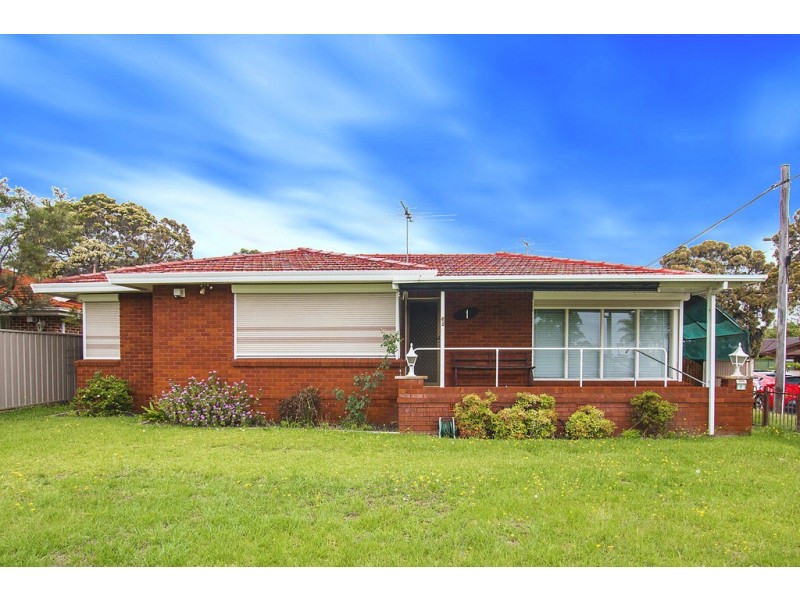 1 Suffolk Street, Ingleburn NSW 2565
