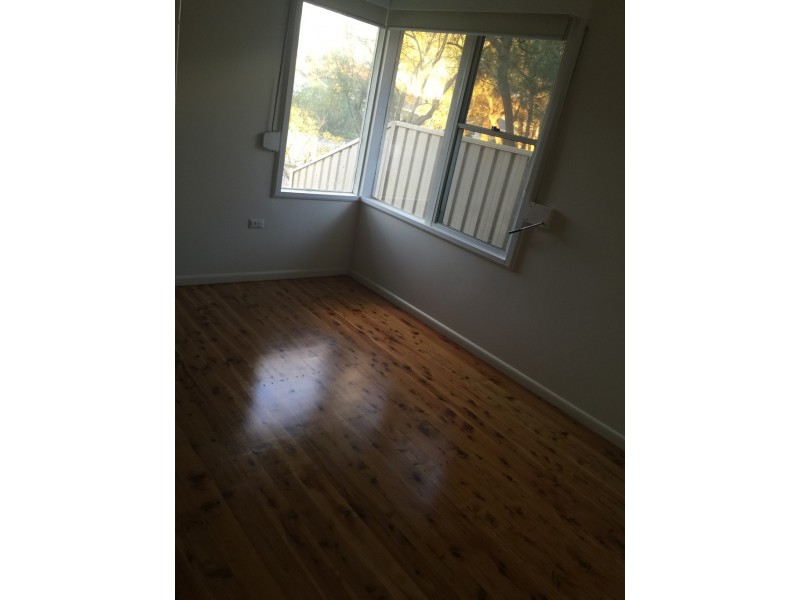 1 Suffolk Street, Ingleburn NSW 2565