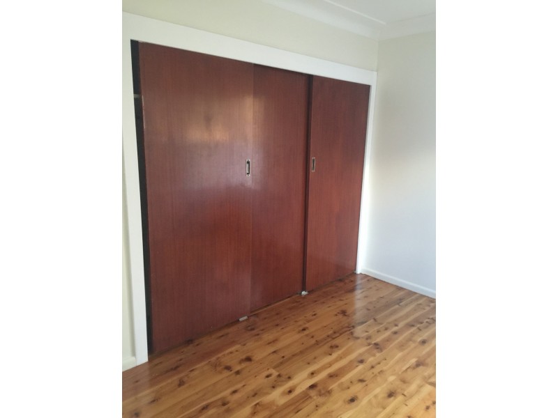 1 Suffolk Street, Ingleburn NSW 2565