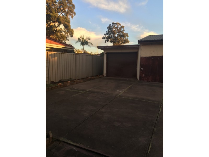1 Suffolk Street, Ingleburn NSW 2565