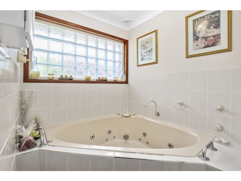 13 Margaret Street, Minto NSW 2566