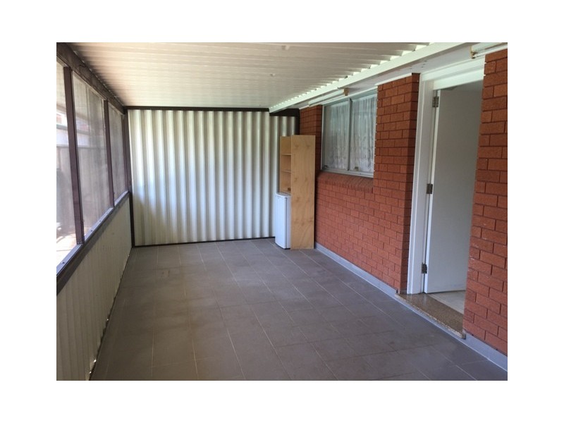 26 Surry Street, Minto NSW 2566