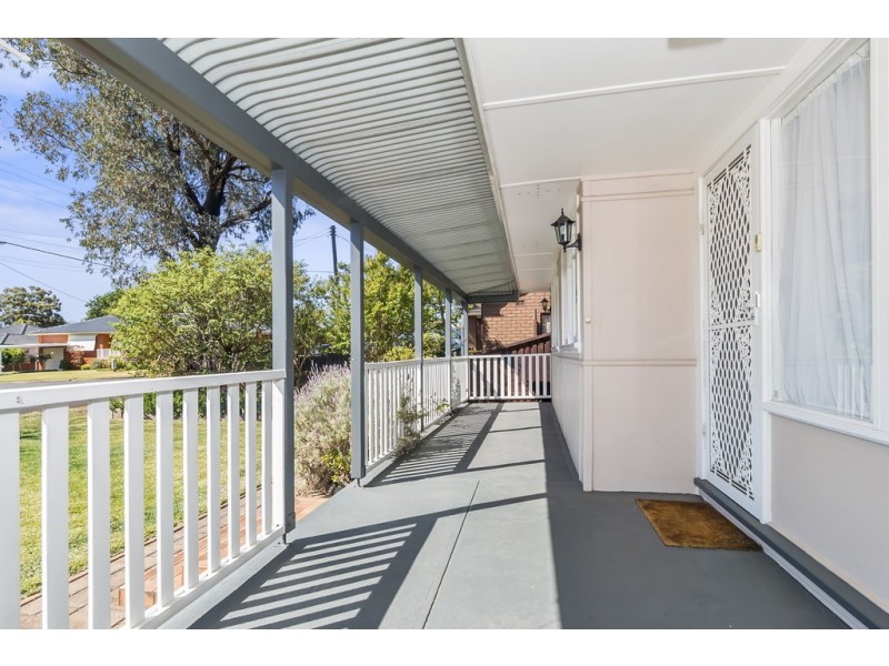 38 Turimetta Avenue, Leumeah NSW 2560