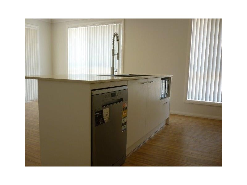 15 Venturer Parade, Leppington NSW 2179