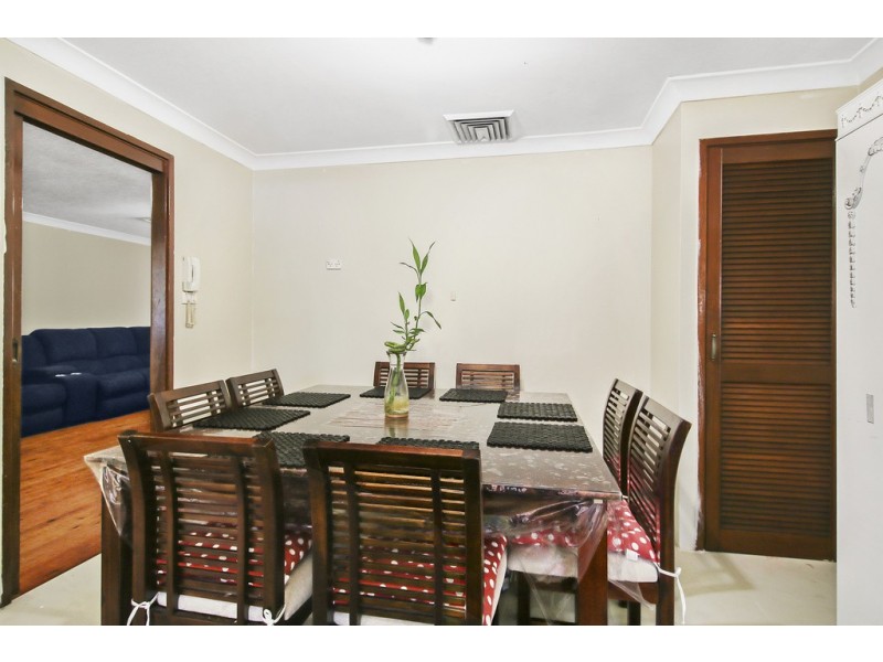 3 Durham Street, Minto NSW 2566