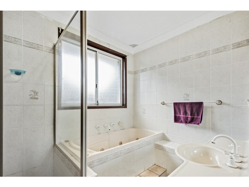 3 Durham Street, Minto NSW 2566