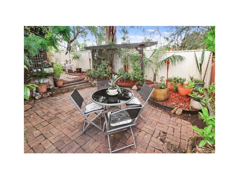 40 Gentian Avenue, Macquarie Fields NSW 2564