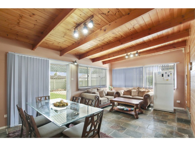 39 Albert Street, Ingleburn NSW 2565