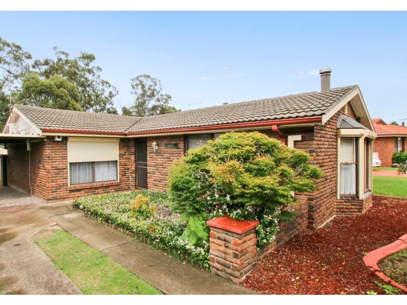 24 Livingstone Avenue, Ingleburn NSW 2565