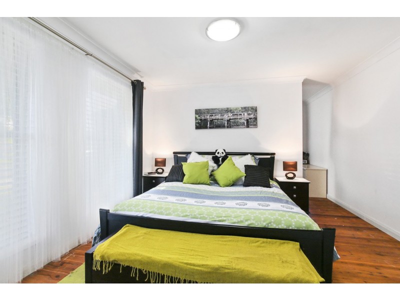 3 Raven Place, Ingleburn NSW 2565