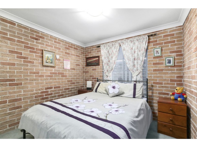 217 Leacocks Lane, Casula NSW 2170