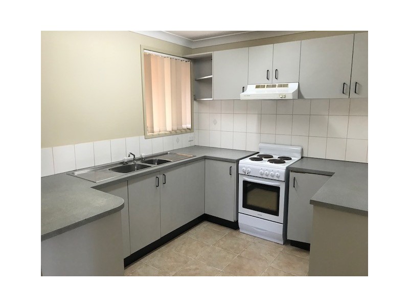 1/6 Westmoreland Road, Minto NSW 2566