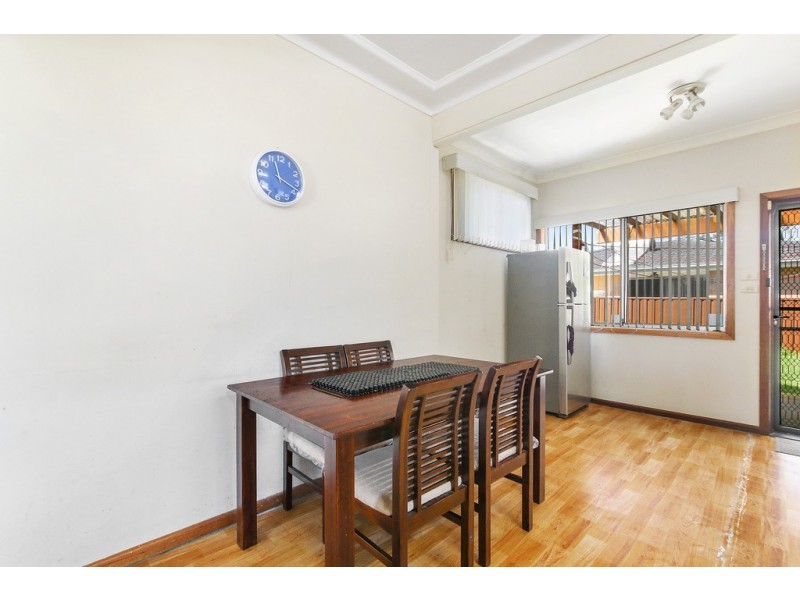 35 Durham Street, Minto NSW 2566