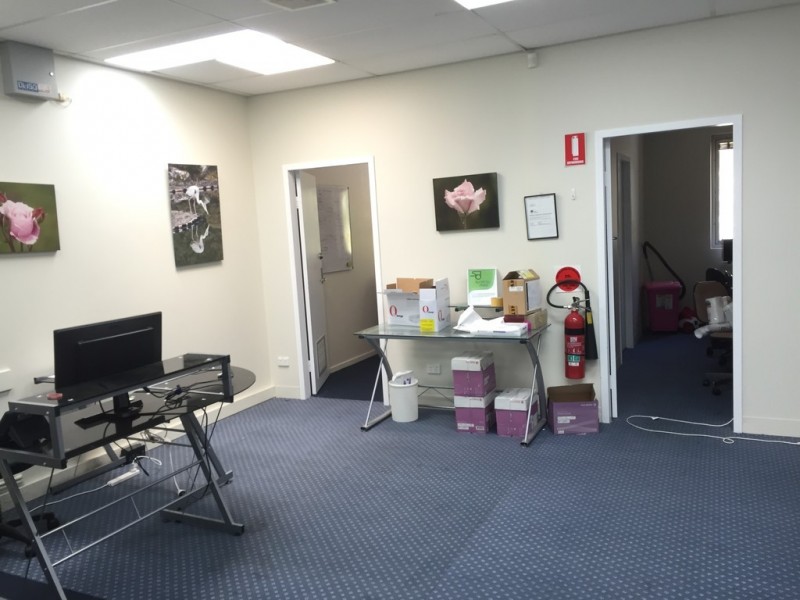 13/4 Browne Street, Campbelltown NSW 2560