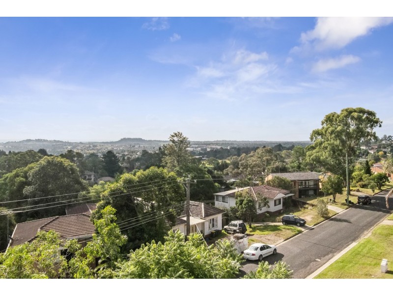 90 Hoddle Avenue, Campbelltown NSW 2560