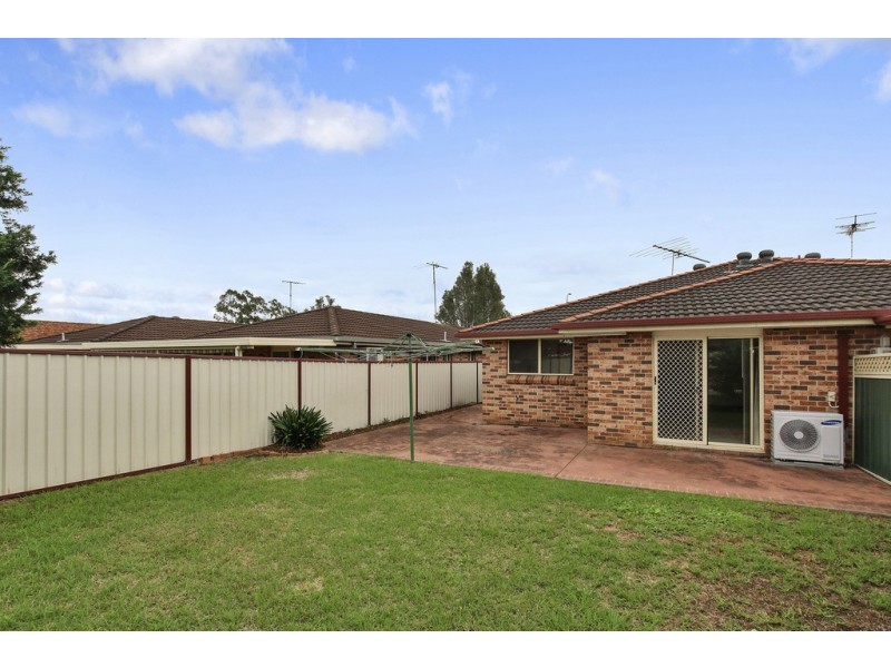 2/9 AZALEA PLACE, Macquarie Fields NSW 2564
