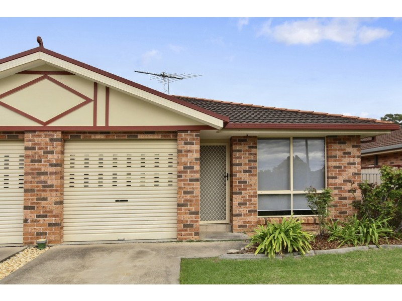 2/9 AZALEA PLACE, Macquarie Fields NSW 2564