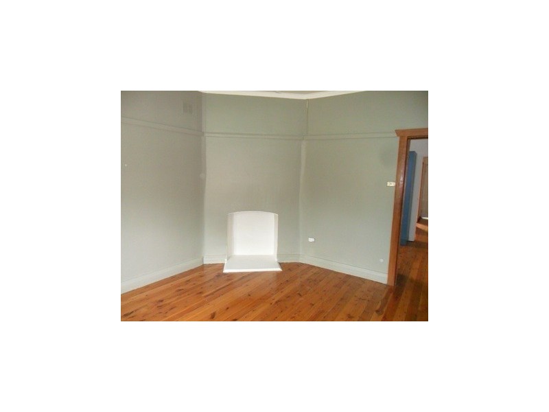 12 Pritchard Road, Macquarie Fields NSW 2564