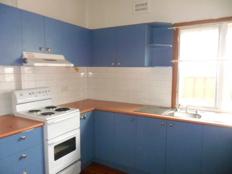 12 Pritchard Road, Macquarie Fields NSW 2564