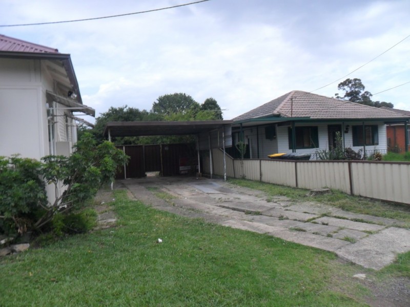 12 Pritchard Road, Macquarie Fields NSW 2564