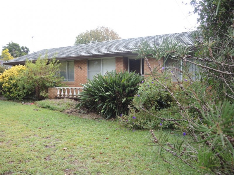 10 Carlisle Street, Ingleburn NSW 2565